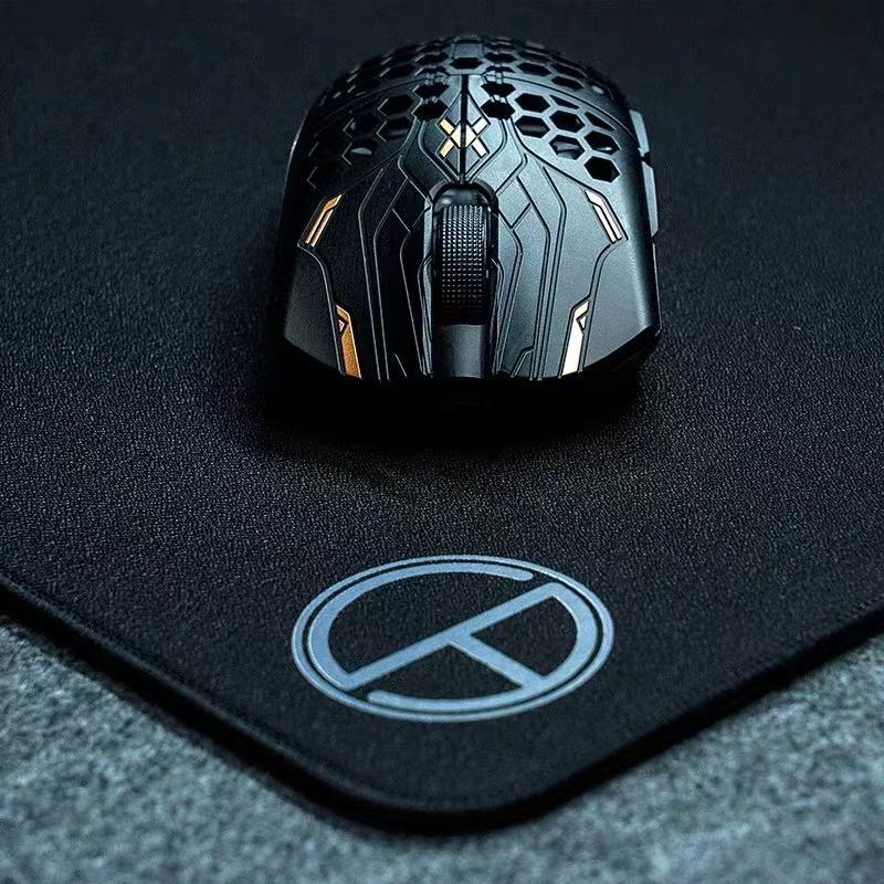 1 PC Meow Gaming Gear MGG Ultr - огляд і ціна Esports Gaming Gear